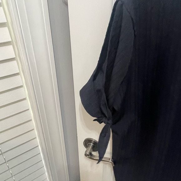 Temu navy blue top shortsleeved XxLargw new never worn 8