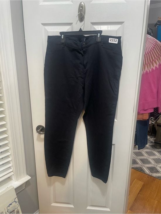 GAP Black Skinny Ponte Pants 3