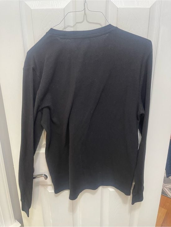 Old Navy Black Long-Sleeve Waffle Knit Tee 9