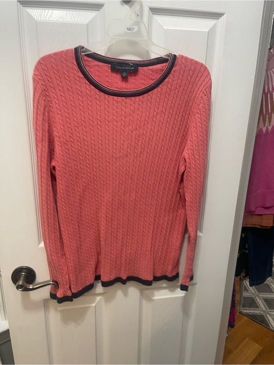 Tommy Hilfiger Coral Cable Knit Crew with Navy Trim 3