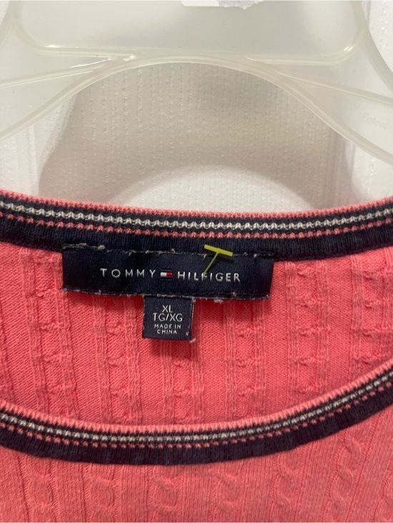 Tommy Hilfiger Coral Cable Knit Crew with Navy Trim 5