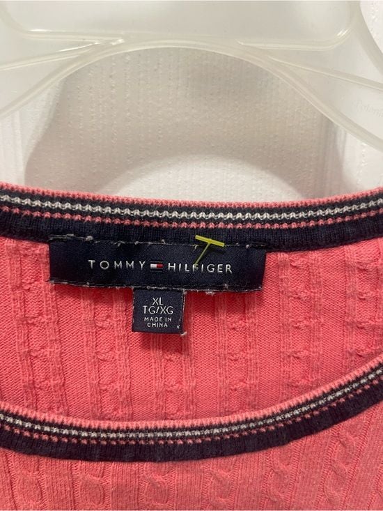 Tommy Hilfiger Coral Cable Knit Crew with Navy Trim 7