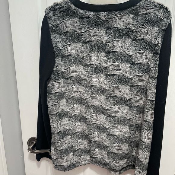 Alfred Dunner Black and Gray Cardigan Sweater 9