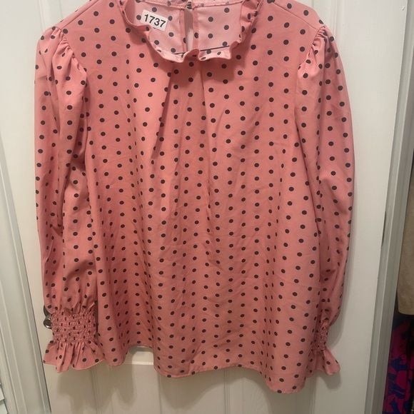 SHEIN Pink Blouse with Black Dots 7