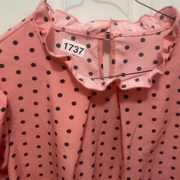 SHEIN Pink Blouse with Black Dots 8