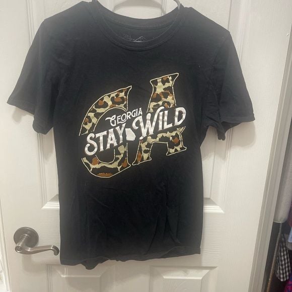 'Stay Wild' Short-Sleeve Tee - Black with Camo Print 9
