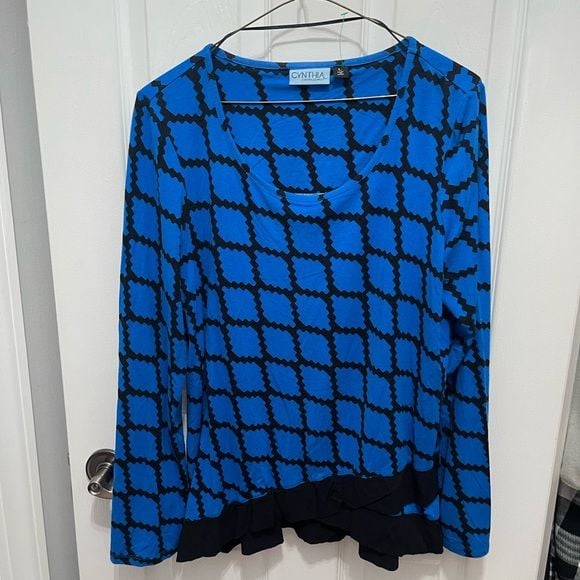 Cynthia Rowley Blue and Black Patterned Long Sleeve Top 2