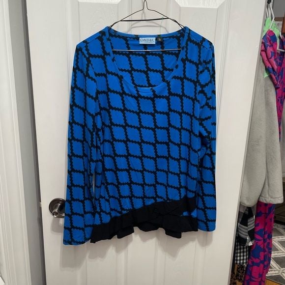 Cynthia Rowley Blue and Black Patterned Long Sleeve Top 5
