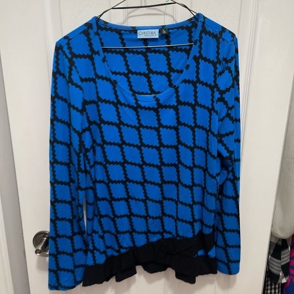Cynthia Rowley Blue and Black Patterned Long Sleeve Top 10