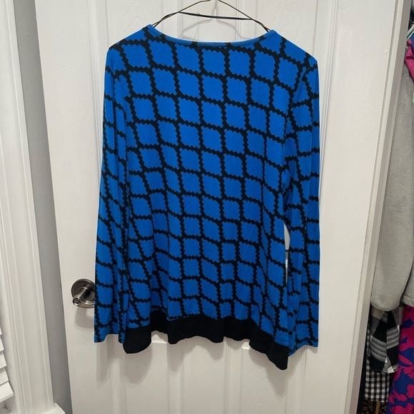 Cynthia Rowley Blue and Black Patterned Long Sleeve Top 13