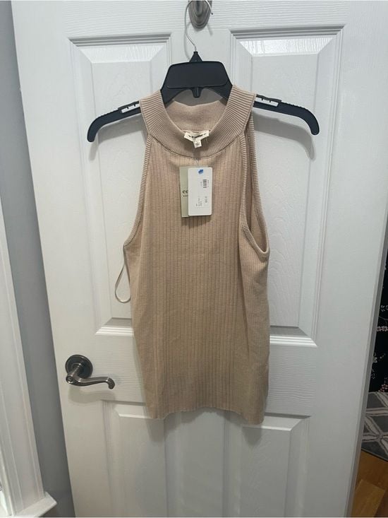 eesome Sleeveless Ribbed Cowl-Neck Tank in Beige 10