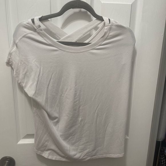 Athletic Works White Short Sleeve Tee with Crisscross Back 5