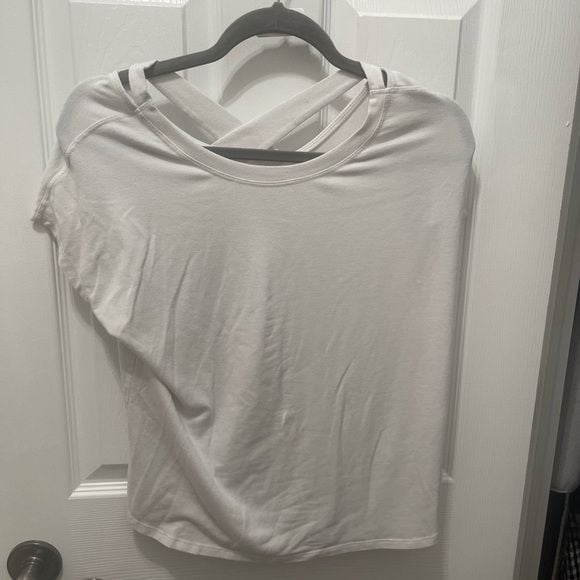 Athletic Works White Short Sleeve Tee with Crisscross Back 6