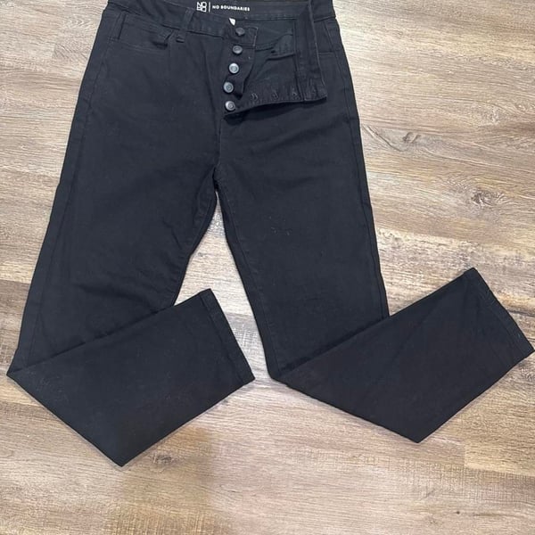No Boundaries Black Straight Leg Pants Size 15 Workwear