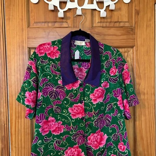 Vintage Victoria's Secret Gold Label Floral Button-Down Top with Purple Collar