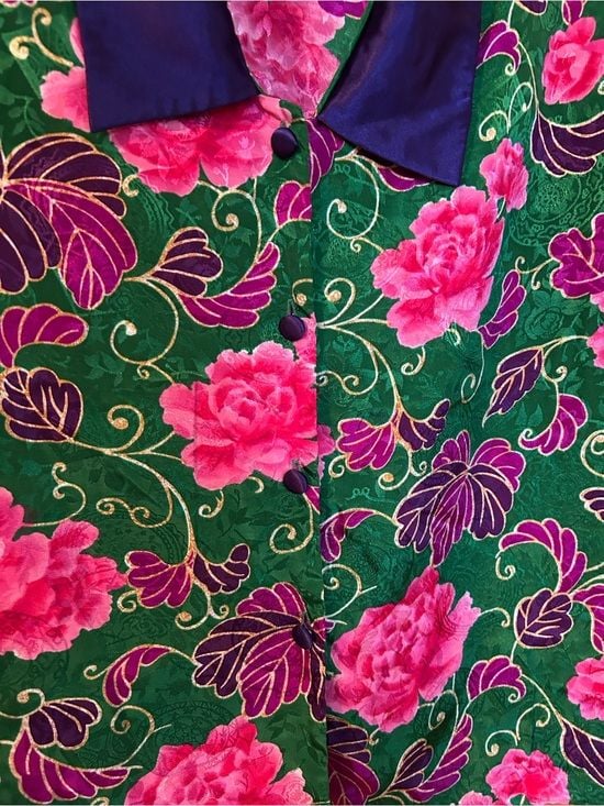 Vintage Victoria's Secret Gold Label Floral Button-Down Top with Purple Collar 5