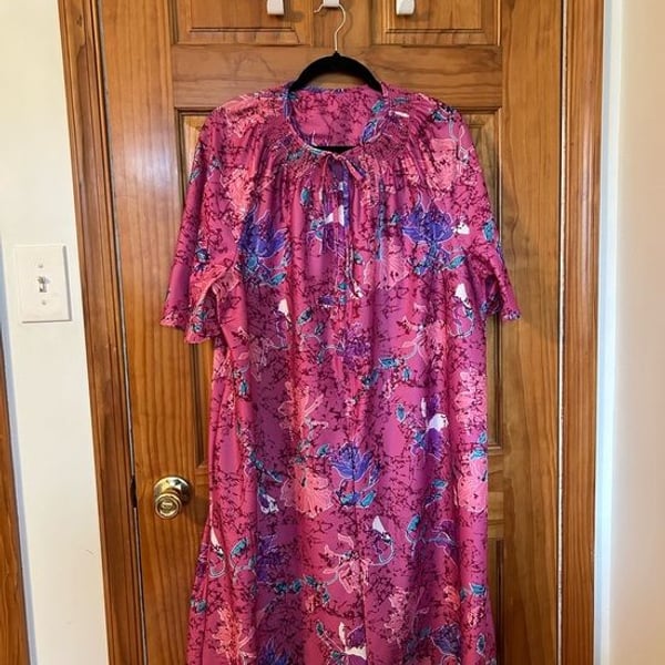 Vintage Sears zip-up housecoat in dark pink with all-over florals