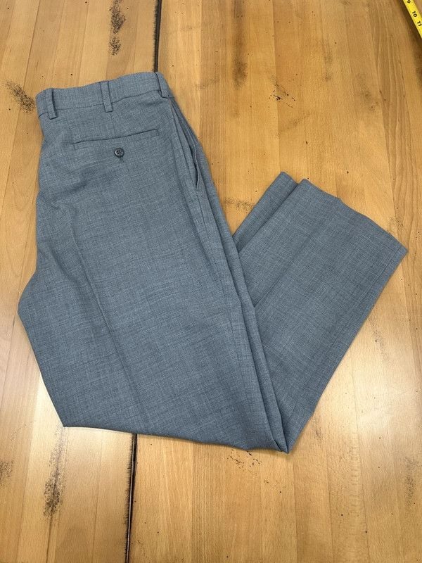 Louis Raphael Light Gray Flat Front Dress Trousers 6
