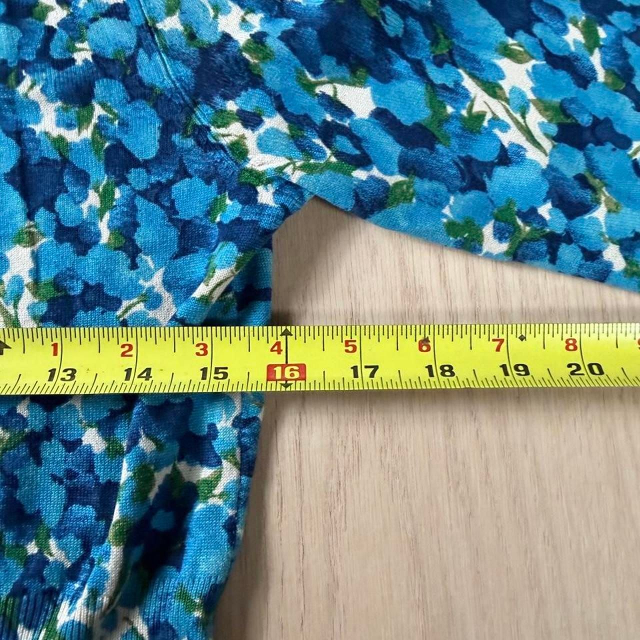 Anne Klein Floral Cardigan Size S Blue Silk Blend V-Neck Sweater 4