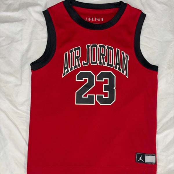 Jordan Air Jordan 23 Basketball Jersey Size 7 Red Black