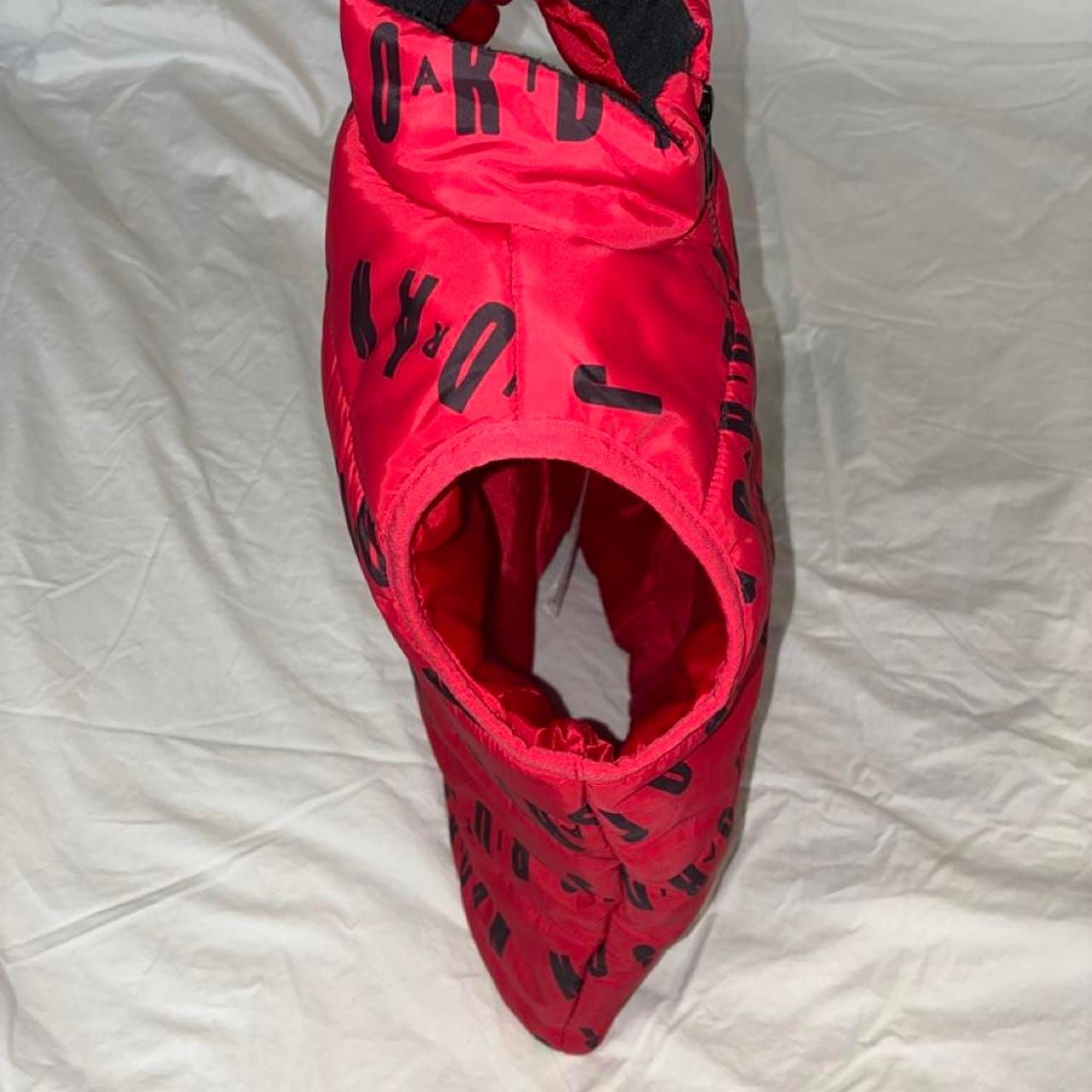 Jordan Puffer Vest Size XL Red Black All-Over Print Jumpman 9
