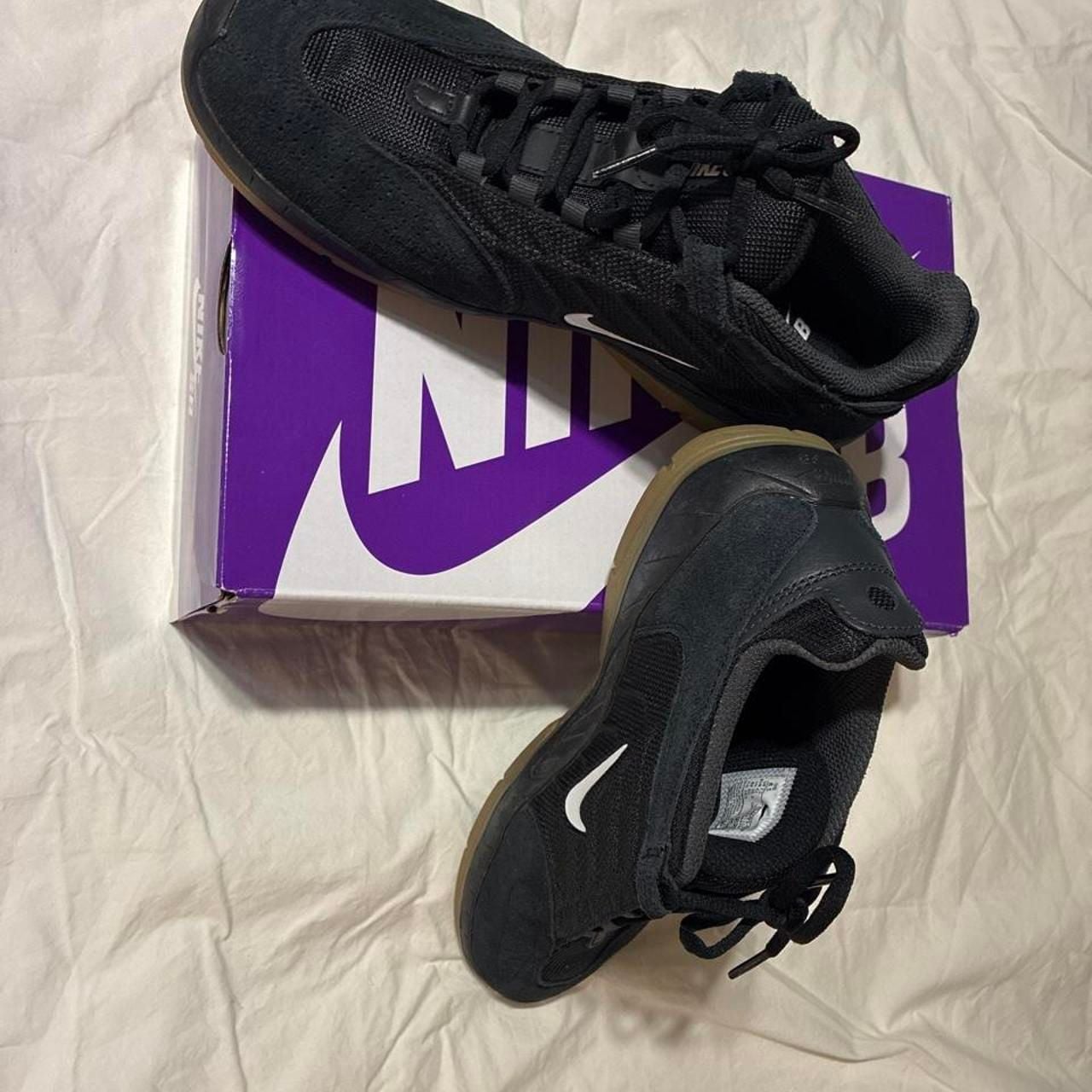Nike SB Vertebrae Size US 8.5 Black Gum Skateboarding Shoes 2