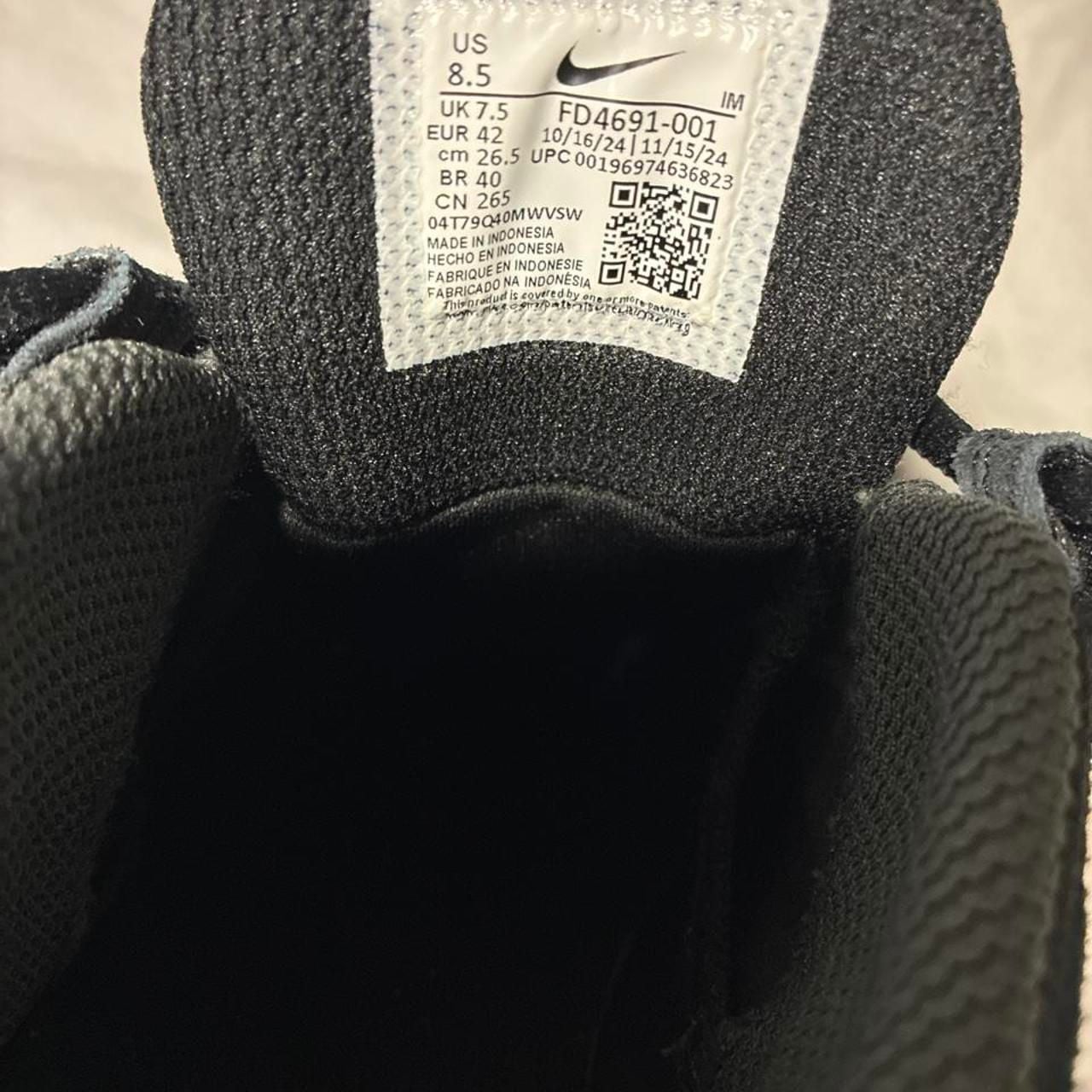 Nike SB Vertebrae Size US 8.5 Black Gum Skateboarding Shoes 9