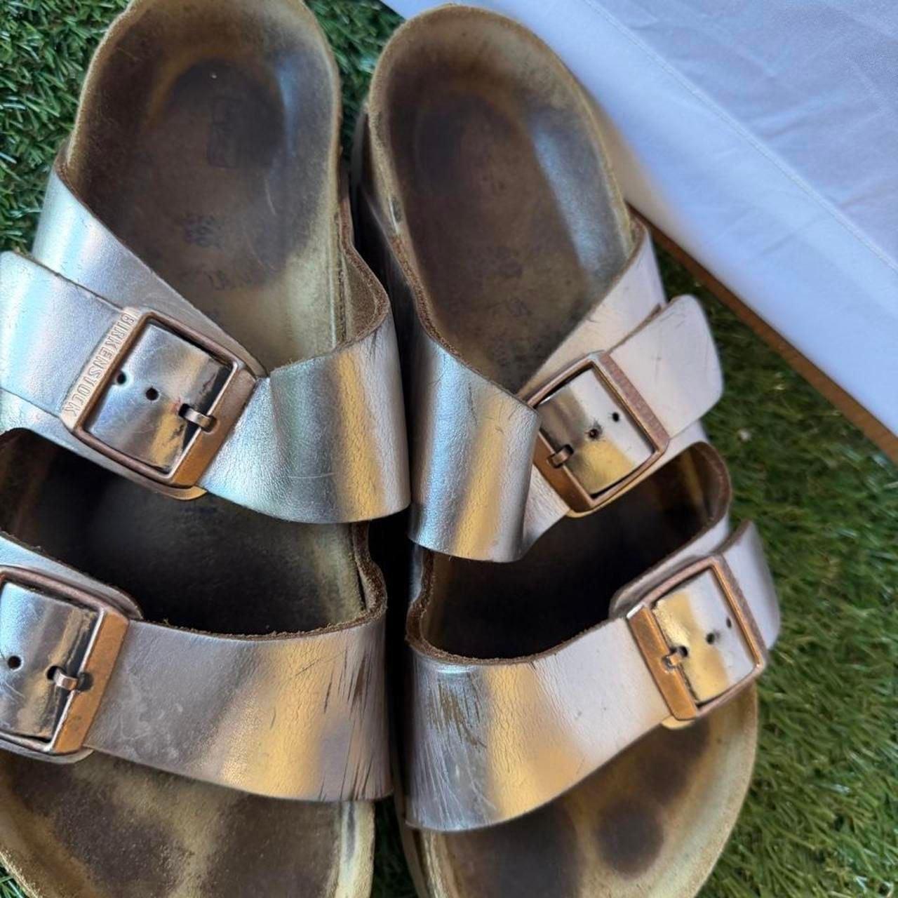 Birkenstock Arizona Sandals Size 40 Metallic Gold 2