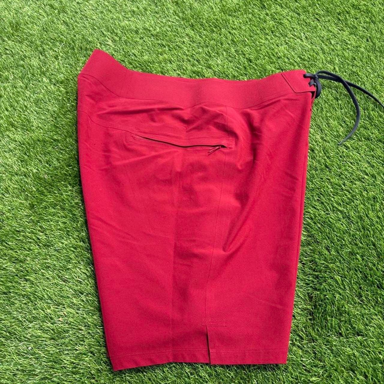 Lululemon Pace Breaker Shorts Size 32 Red Athletic Gym 4