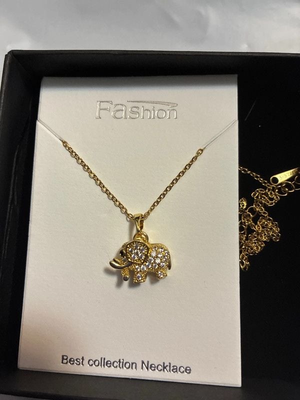New in box fashion necklace elephant pendant gold tone rhinestone 3
