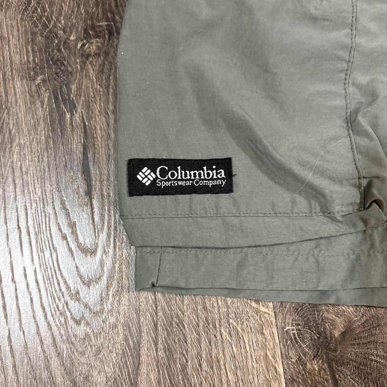 Columbia Cargo Shorts Size M Vintage Olive Green Nylon Hiking Y2K 3
