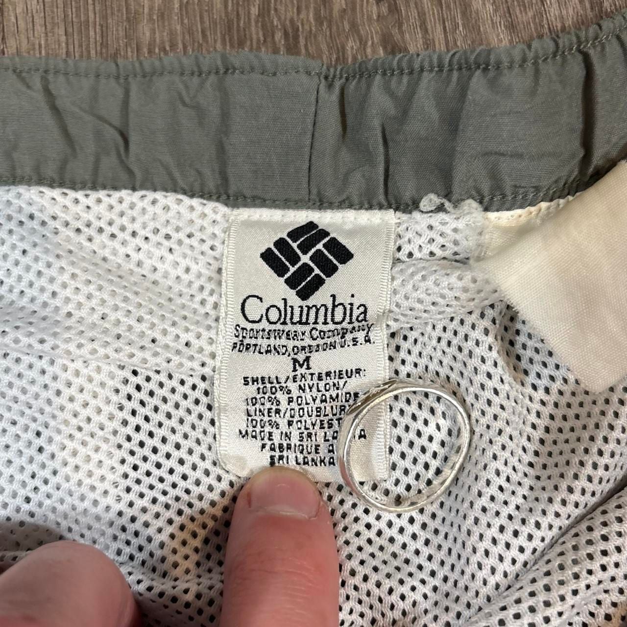 Columbia Cargo Shorts Size M Vintage Olive Green Nylon Hiking Y2K 4