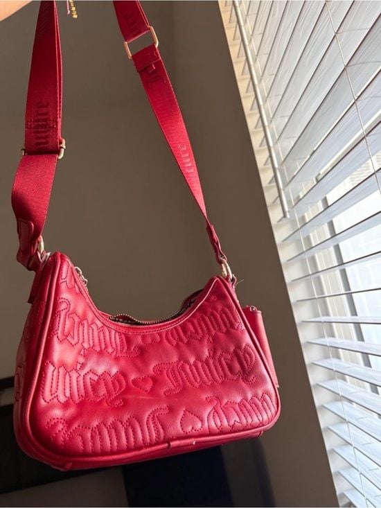 Juicy Couture Red Qulited Shoulder Bag with Mini Pouch Purse Gold Hardware 5