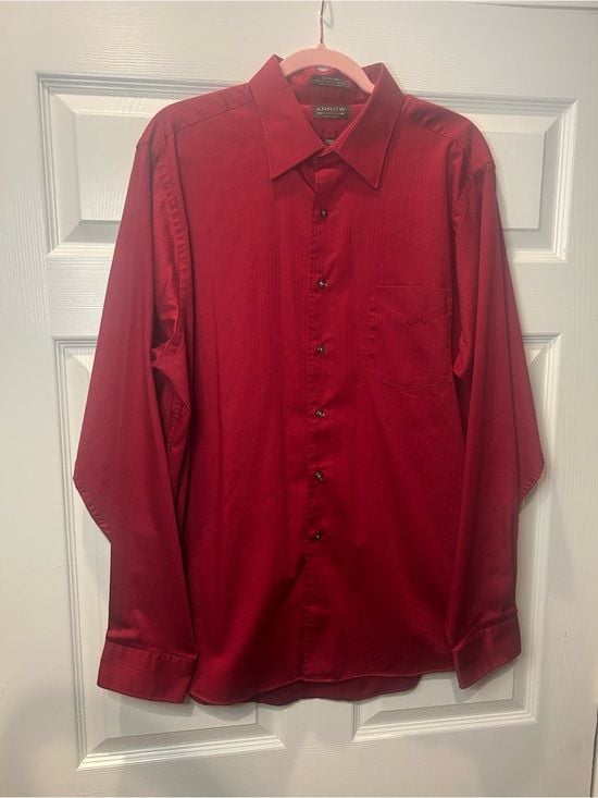 Arrow Men’s M Red Satin Twill Dress Shirt Wrinkle Free Long Sleeve Holiday 3