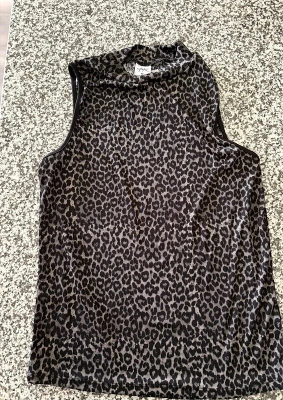 Women’s animal print tank 2