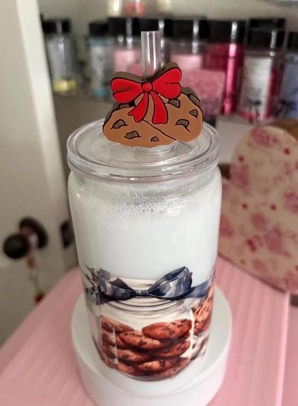 Snow Globe Tumbler with 3D Straw Topper 3