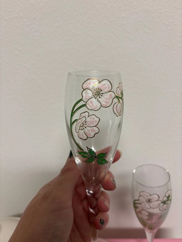 Perrier-Jouët's Belle Époque hand painted champagne flutes 3