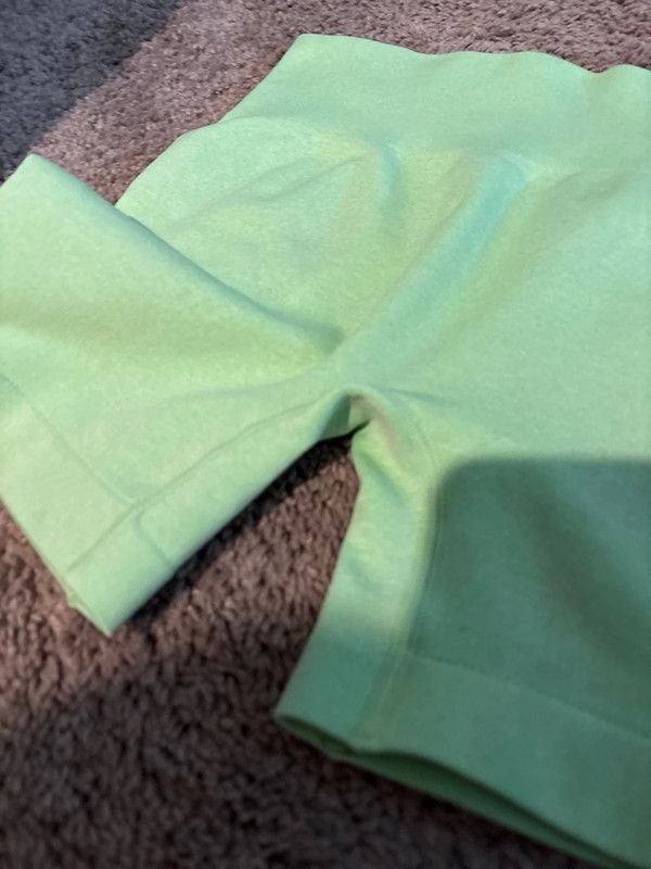 Women’s shorts 3