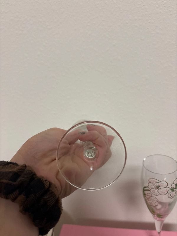 Perrier-Jouët's Belle Époque hand painted champagne flutes 4