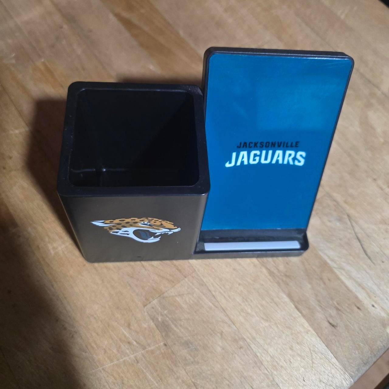 NFL Jacksonville Jaguars Desk Organizer Charging Station 1