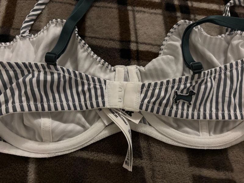 NWT Victoria’s Secret 38C bra 6