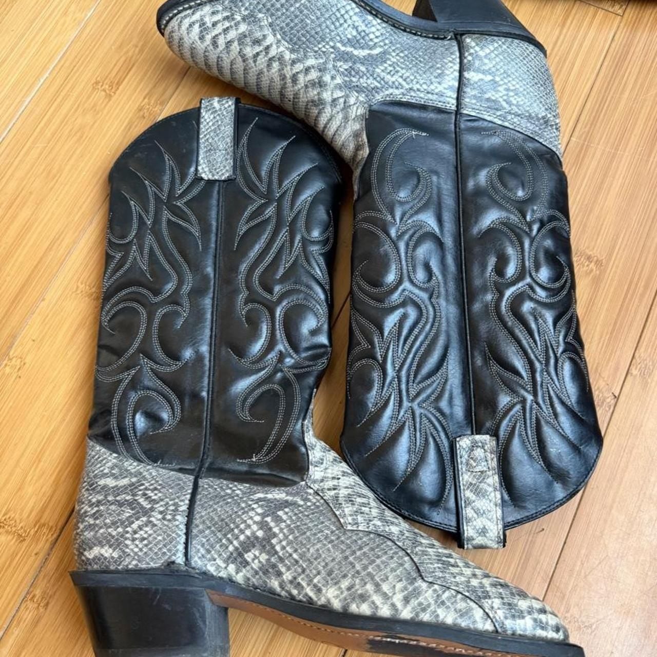 Vintage Snake Skin Leather Cowboy Boots Black Silver 6