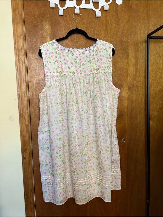 Vintage Eileen West Pink Floral Cotton Nightgown Dress with Lace and Ribbon 3