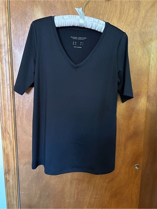 Susan Graver Black V-Neck Short Sleeve Stretch Top Sz XS 2