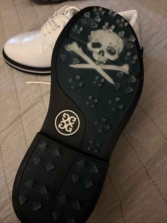 G/FORE Gallivanter Debossed Skull & T's Leather Spikeless Golf Shoes 6