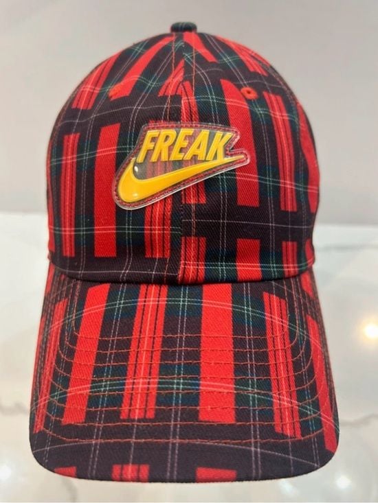 Nike Freak Heritage86 Plaid Hat Strapback Giannis Antetokounmpo “Greek Freak” 2