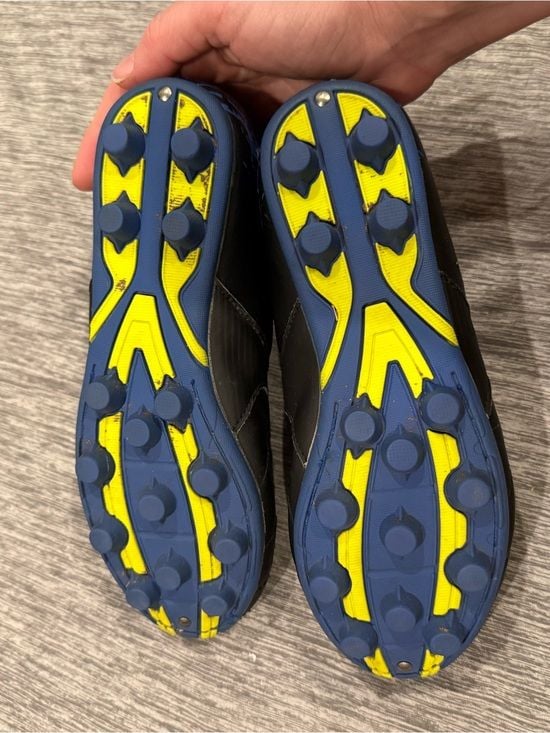 BRAVA Kids Black and Blue Soccer Cleats 7
