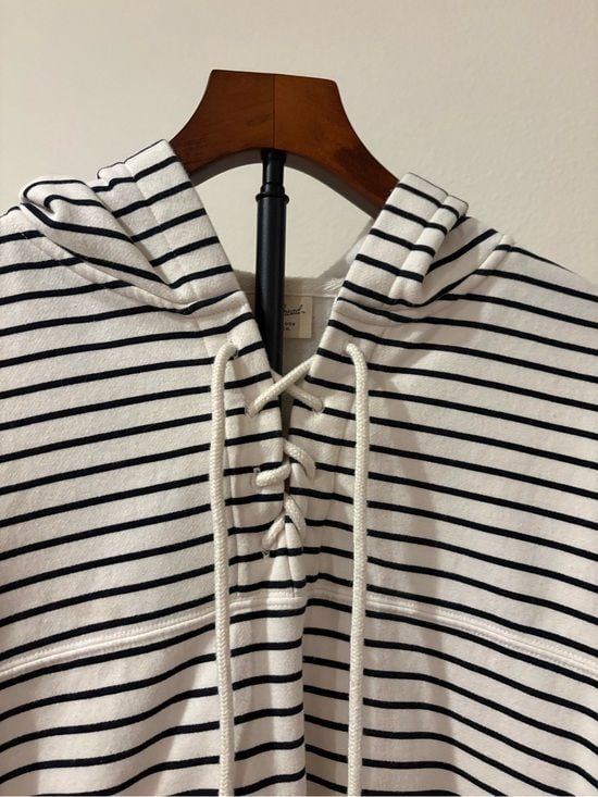 Universal thread Striped Lace-Up Hoodie - White & Black -M 4