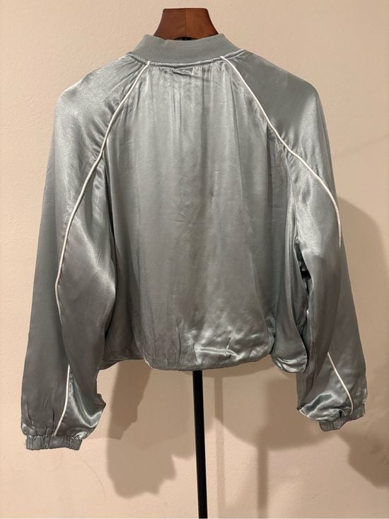 all in motion Satin Bomber Jacket in Light Sage with White Piping M 7