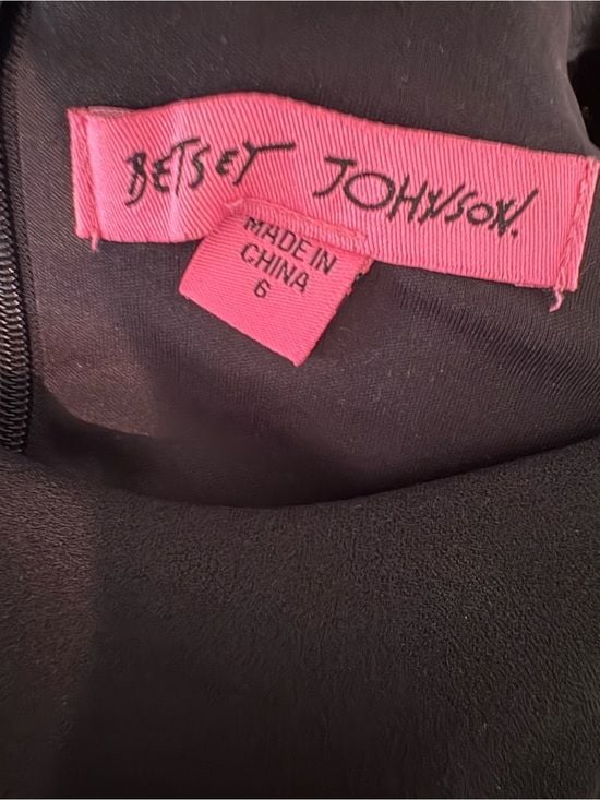 Betsey Johnson Black Short Sleeve Tunic with Pearl Studs size 6 8